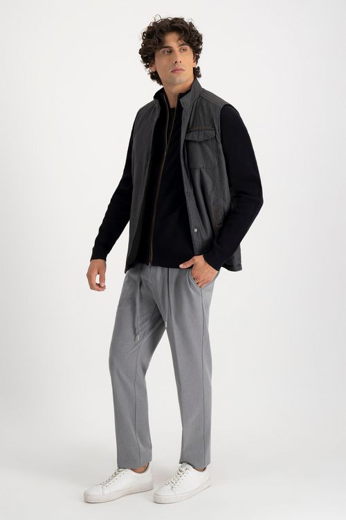 Chale Contemporary Fit Negro