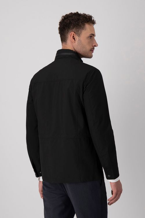 Chamarra Ligera Regular Fit