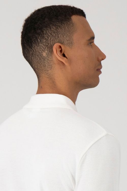 Playera Polo Slim Fit En Mezcla De Algodón Y Modal Con Cierre