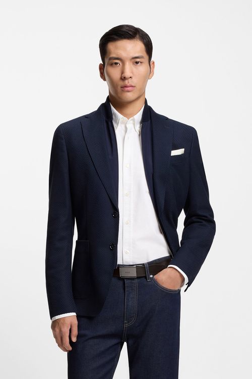 Cinturón de piel lisa con hebilla plateada