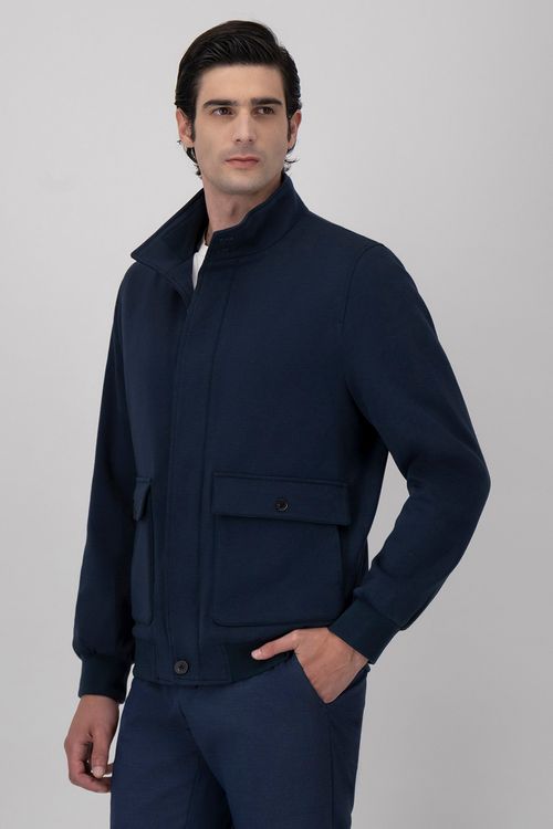 Chamarra Anatomic Technology Slim Fit