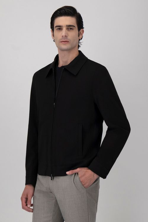 Chamarra Anatomic Technology Slim Fit