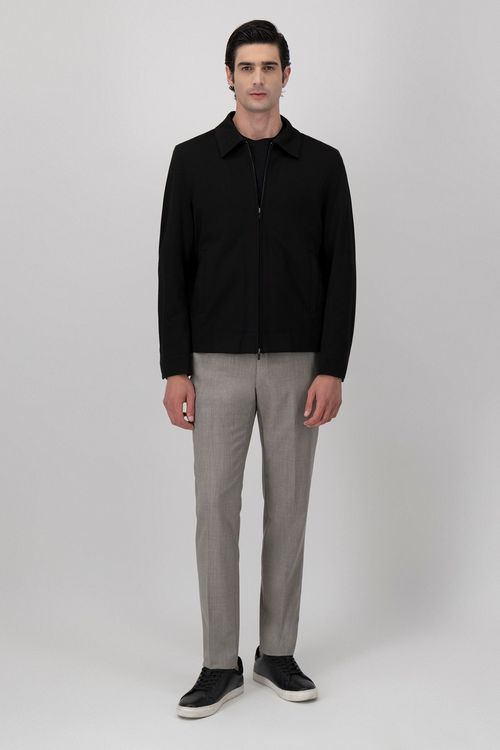 Chamarra Anatomic Technology Slim Fit